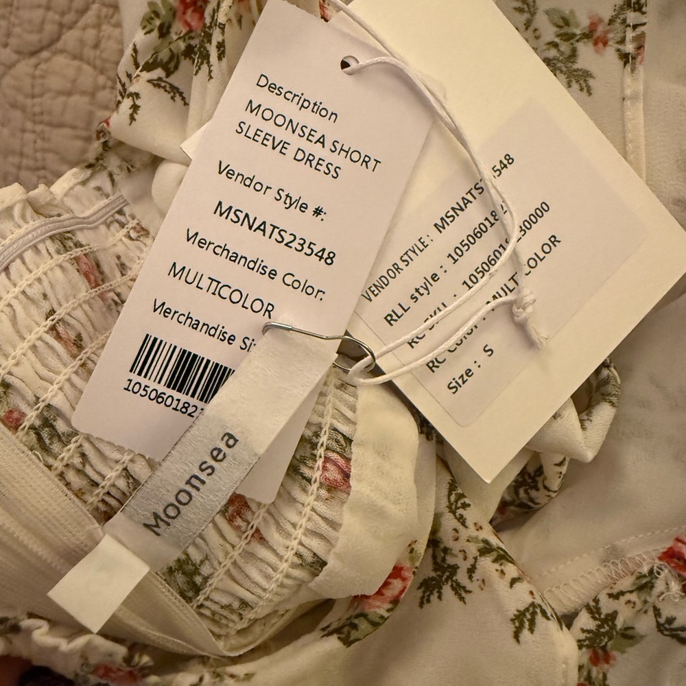 Moonsea Cream Puff Sleeve Sundress - Picture 11 of 11